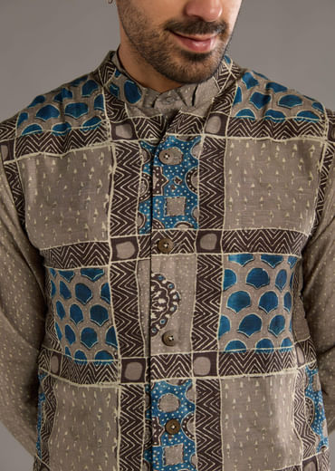 Grey Linen Kurta Jacket Set For Men With Hand Block Ajrakh Print Grey Linen Kurta Jacket Set For Men With Hand Block Ajrakh Print