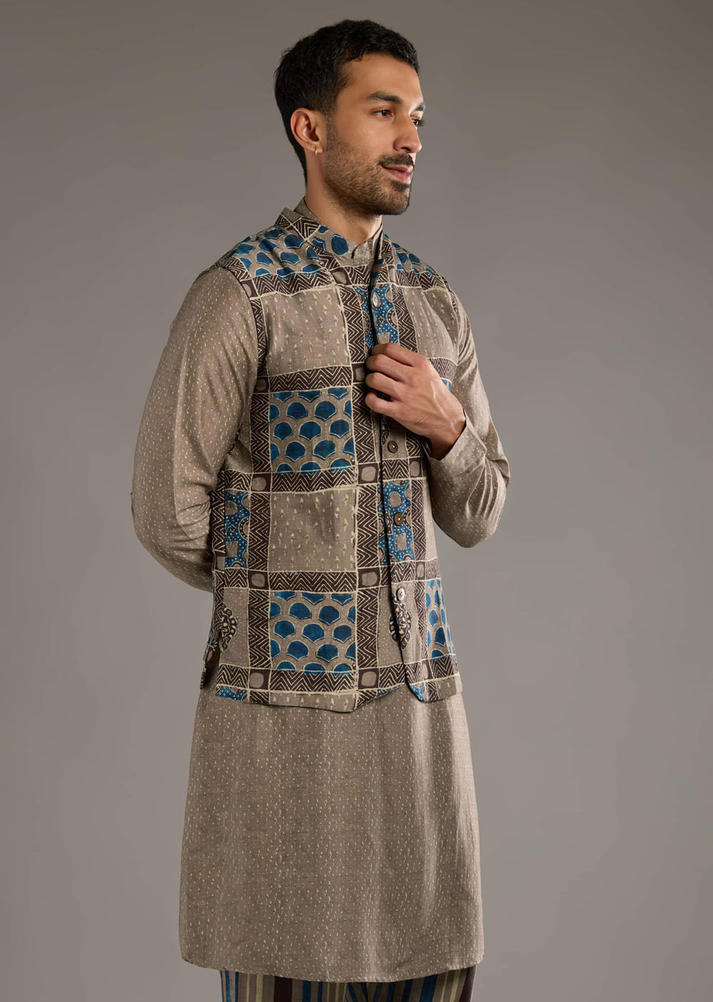 Grey Linen Kurta Jacket Set For Men With Hand Block Ajrakh Print