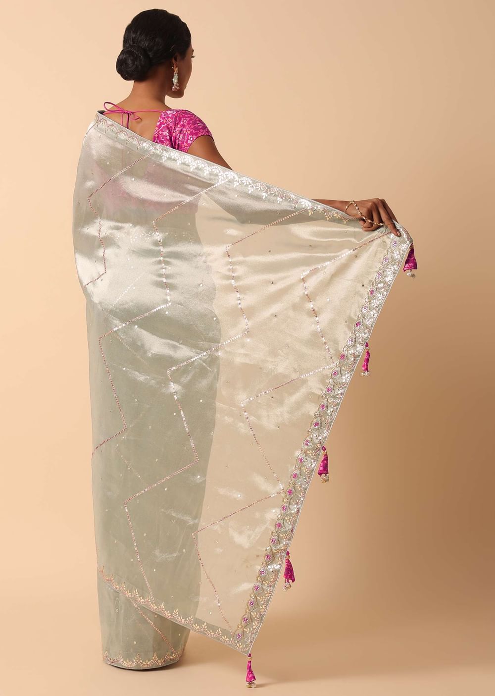 Grey Kora Silk Saree With Unstitched Blouse Fabric