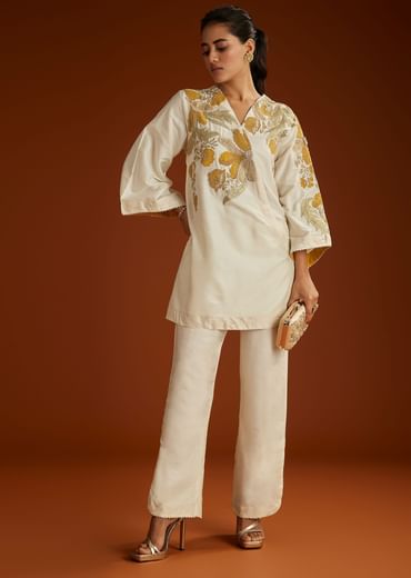 Ivory Floral Applique Work Kurta Pant Set With Gotta Lace