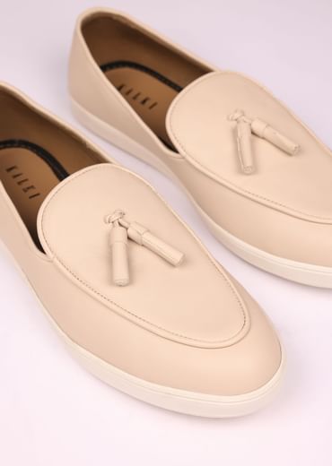 Ivory Vegan Leather Tassel Jutti