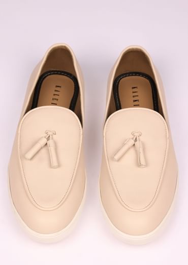 Ivory Vegan Leather Tassel Jutti