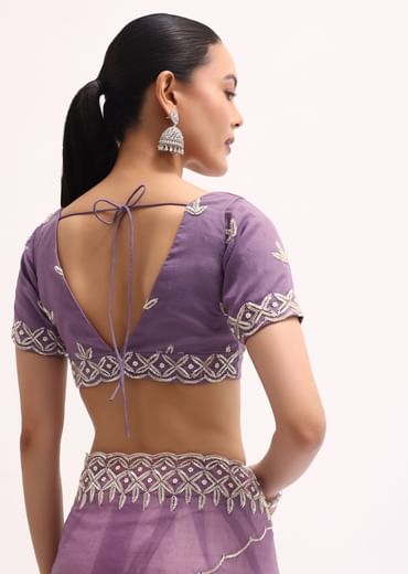 Lavender Scallop Border Saree With Unstitched Blouse