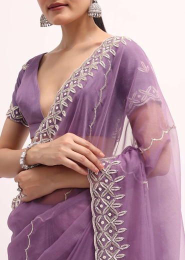 Lavender Scallop Border Saree With Unstitched Blouse