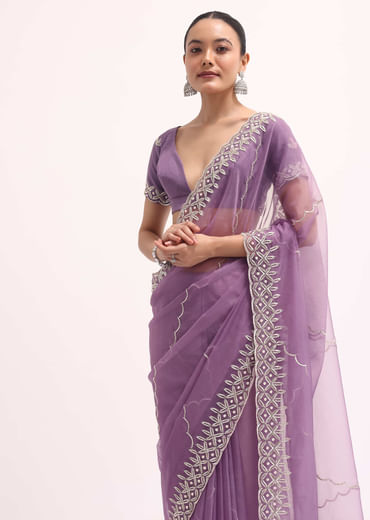 Lavender Scallop Border Saree With Unstitched Blouse