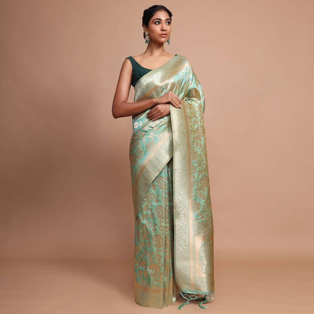 Light Green Banarasi Saree In Silk With Weaved Floral Jaal