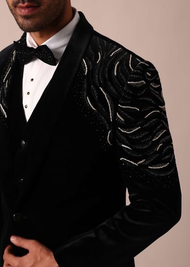 Luxe Black Tuxedo For Men