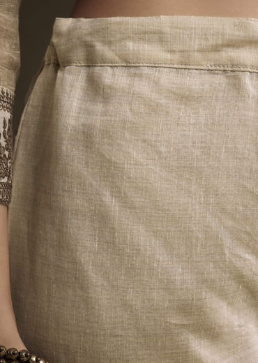 Off White Khadi Kurta Set With Resham Embroidery