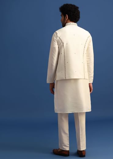 Off White Kurta Jacket Set With Zari Work And Mirror Embroidery For Men