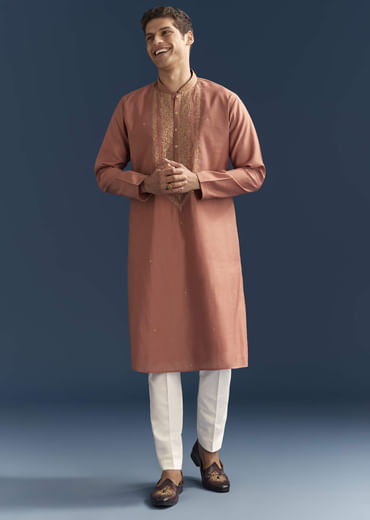Orange Silk Textured Kurta Set For Men With Resham Work