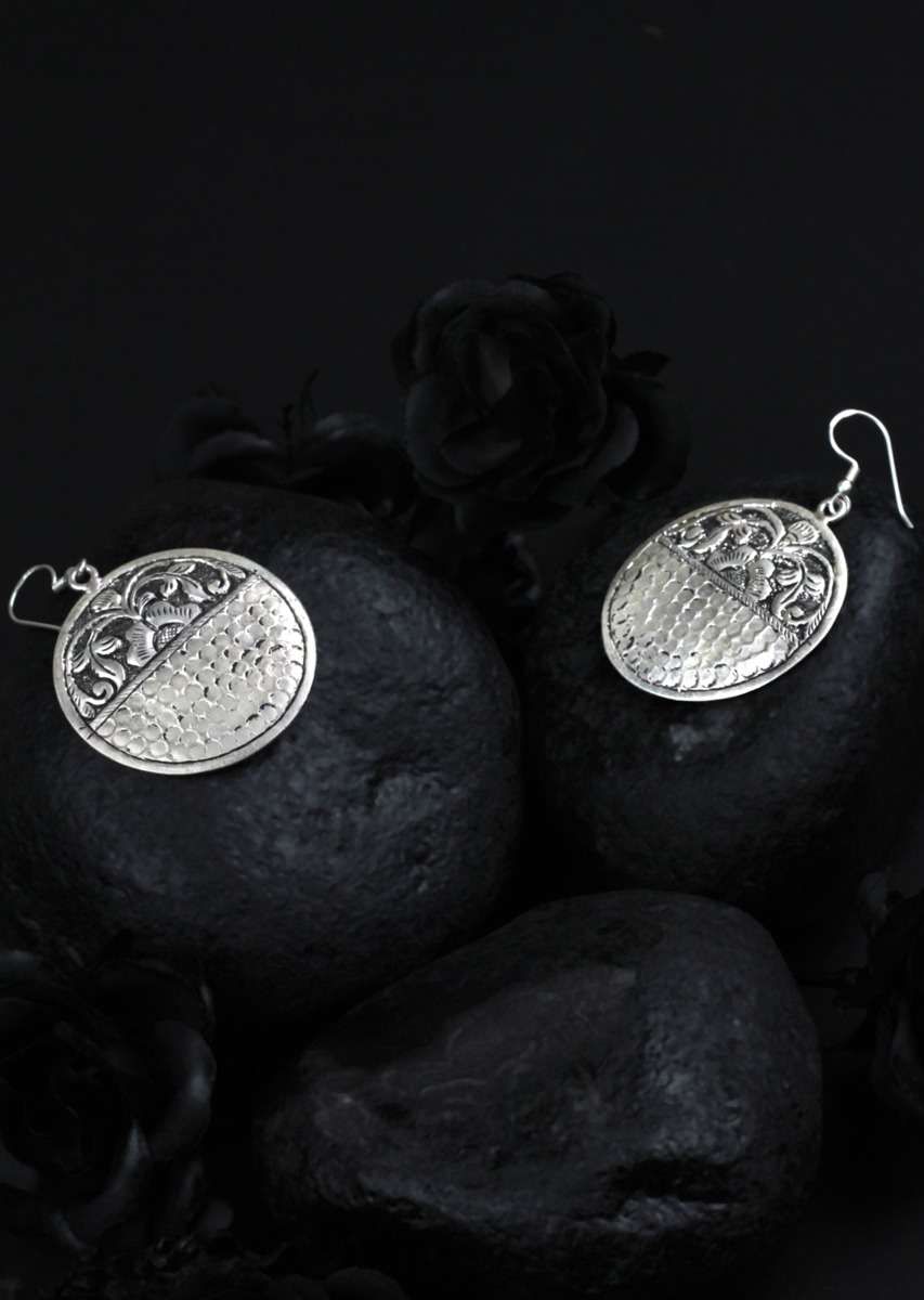 Oxidised Silver Designer Hand Crafted In Oval Shape With Carved Flowers Made In Sterling Silver By Sangeeta Boochra
