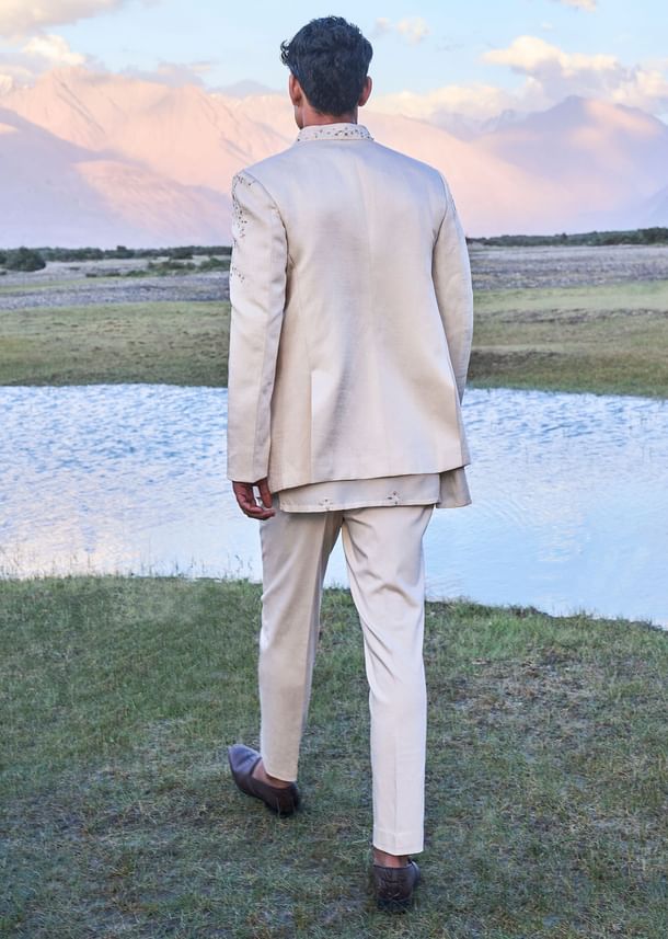 Oyester Embroidered Linen Jodhpuri Suit