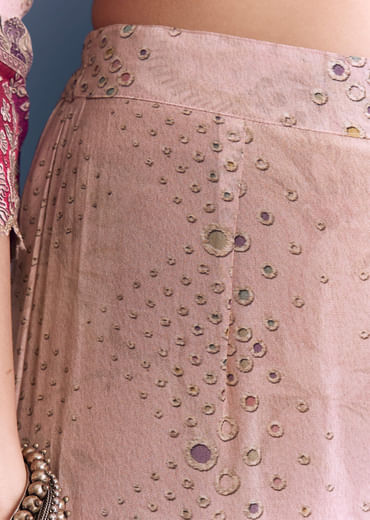 Pink Crepe Kurta Set With Indie Print And Zari Work