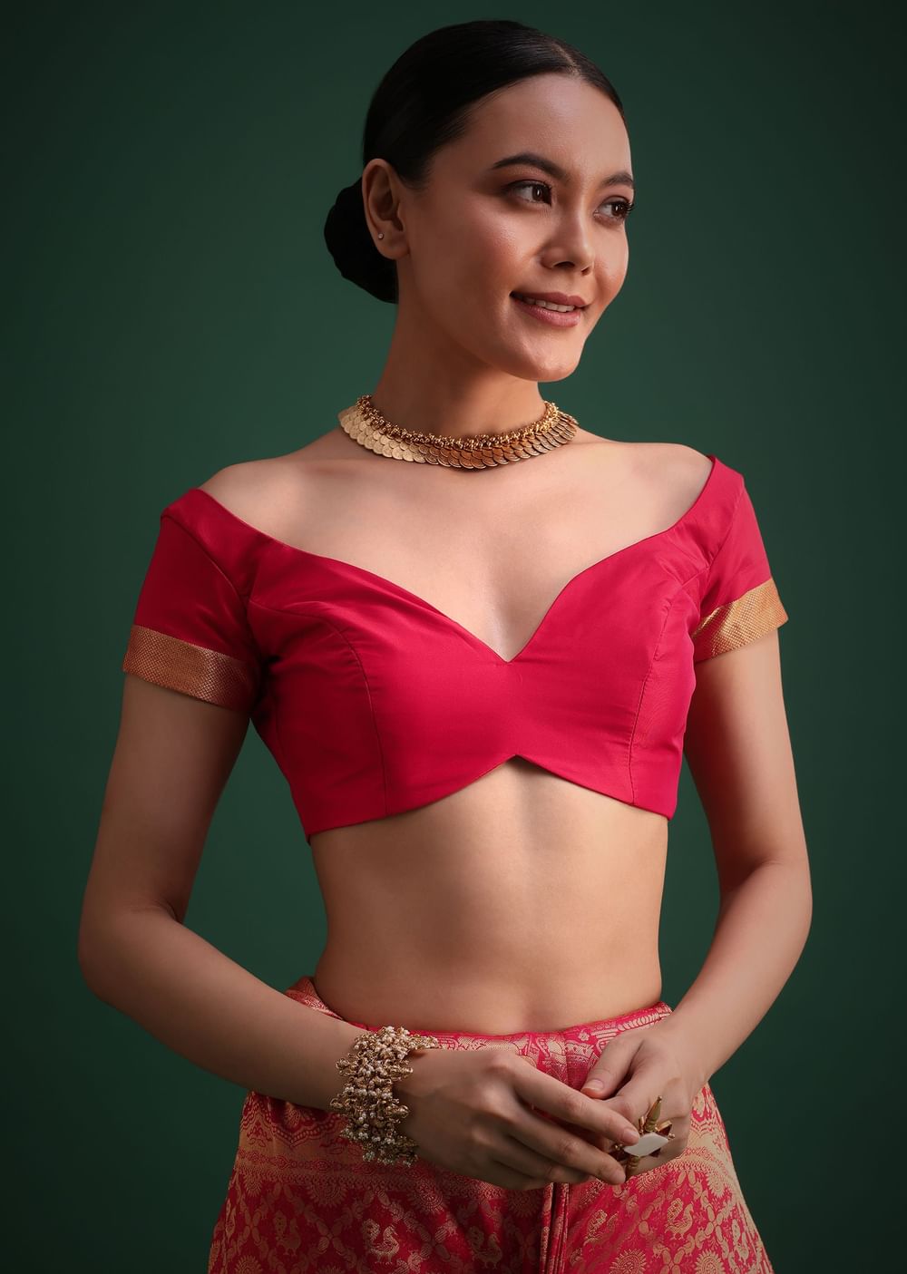 Pink Silk Saree With Zari Woven Jaal Work And Traditional Motif Border