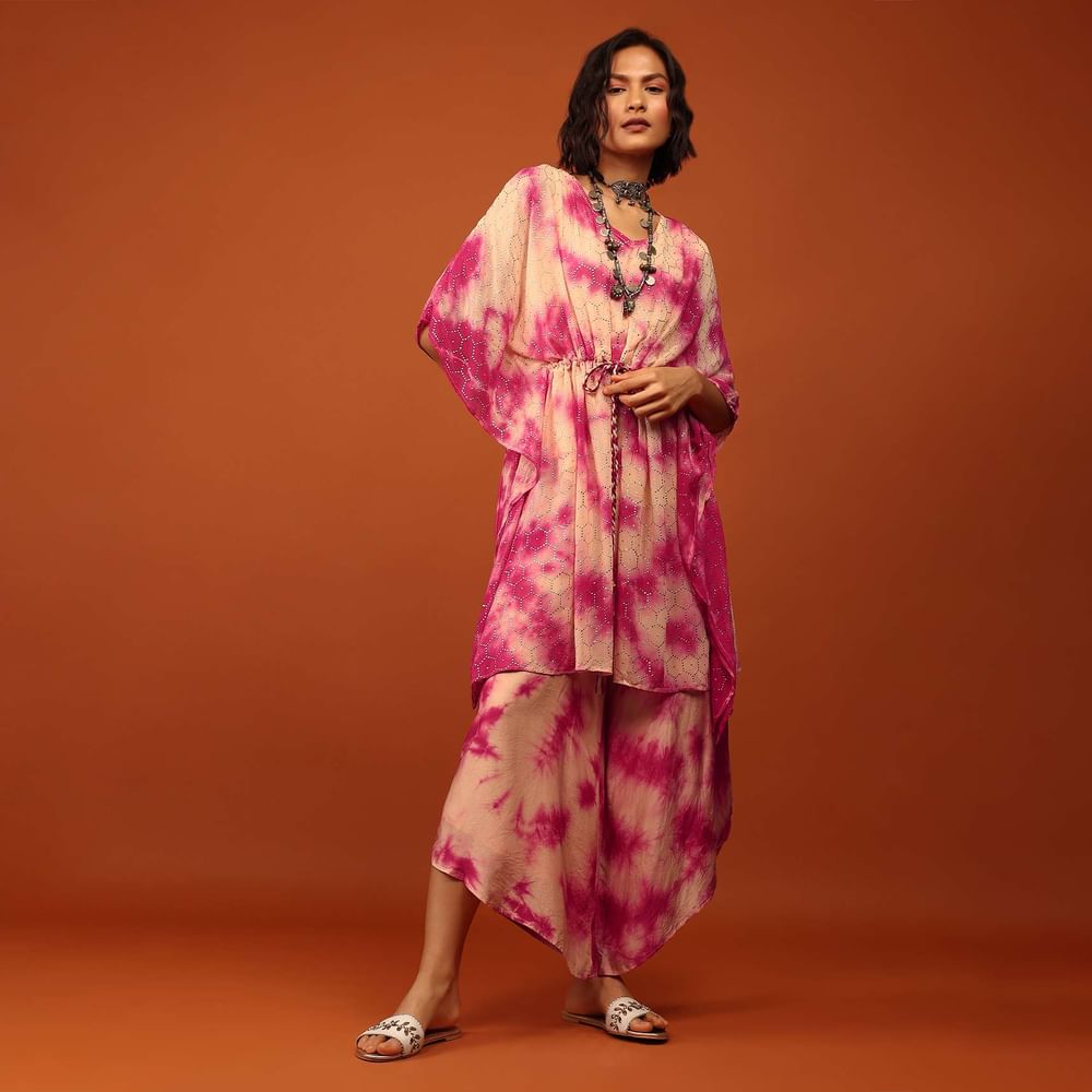 Candy Pink Tie Dye Kaftan Set In V Neckline With A Tie-Up Tassel Dori At The Front
