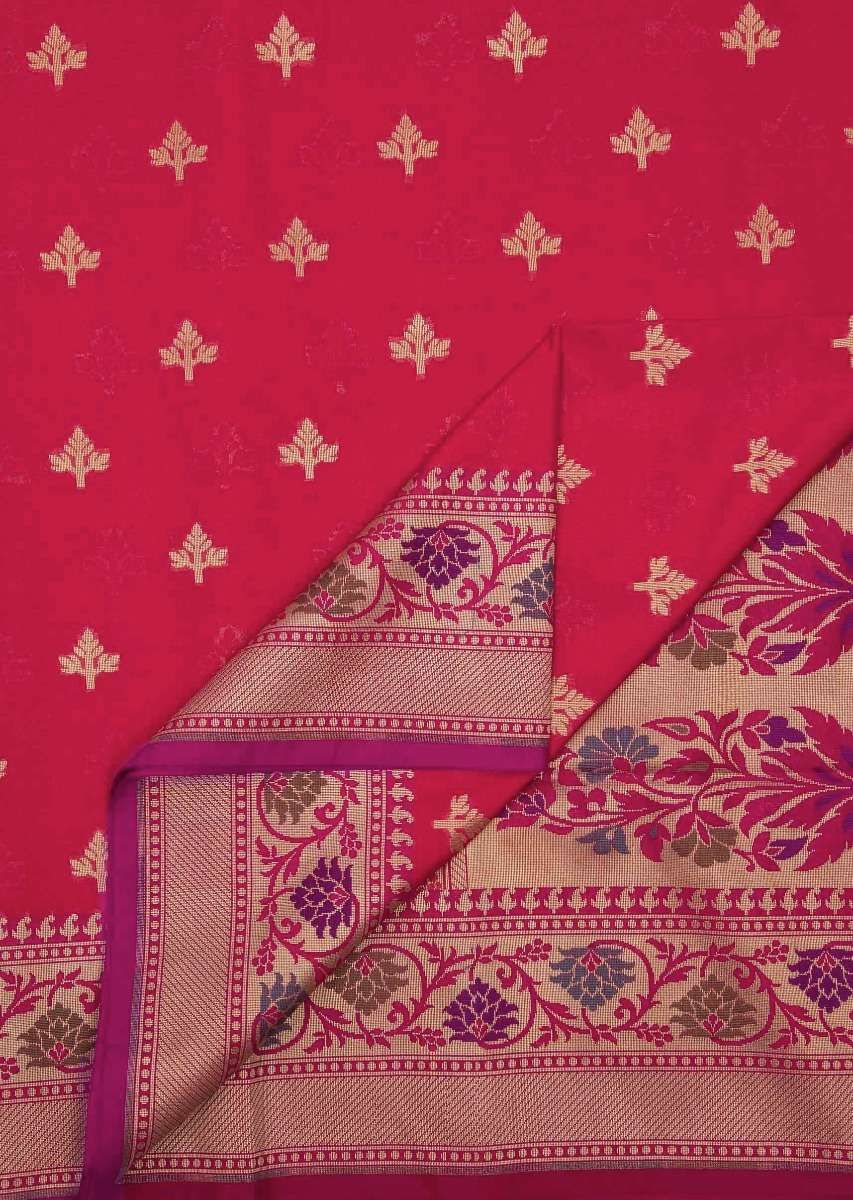 Rani pink saree in silk with weaved butti and brocade pallav only on Kalki
