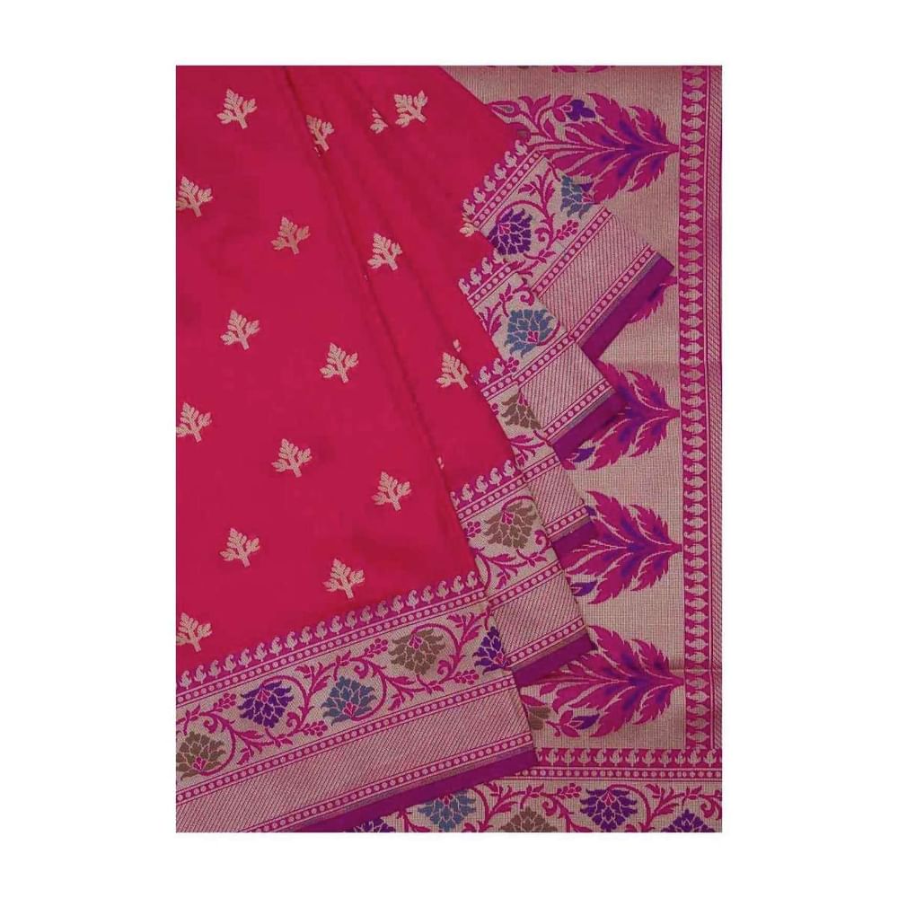 Rani pink saree in silk with weaved butti and brocade pallav only on Kalki