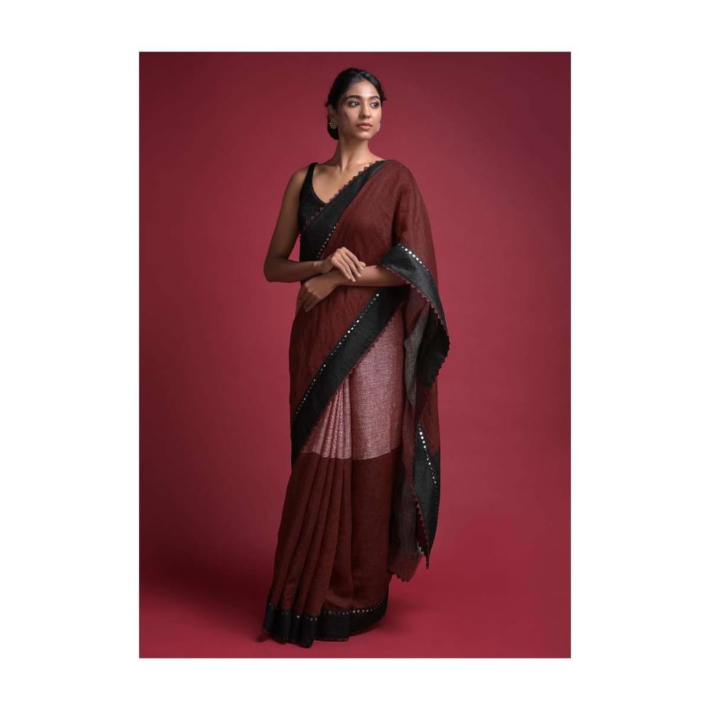 Red And Maroon Color Blocked Saree In Linen With Abla Work On The Border Online - Kalki Fashion