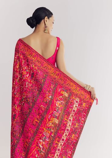 Red Dola Silk Saree With Traditional Weaves