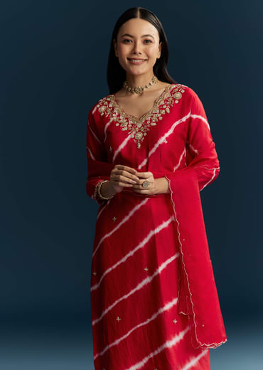 Red Silk Kurta Set With Leheriya Print And Embroidery