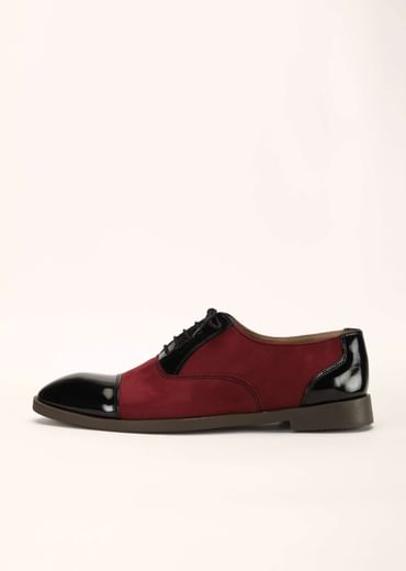 Red Oxfords In Suede With Black Rexine Leather Detailing