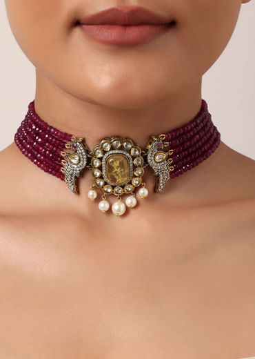 Red Pendant Beaded Choker Set With Floral Motif