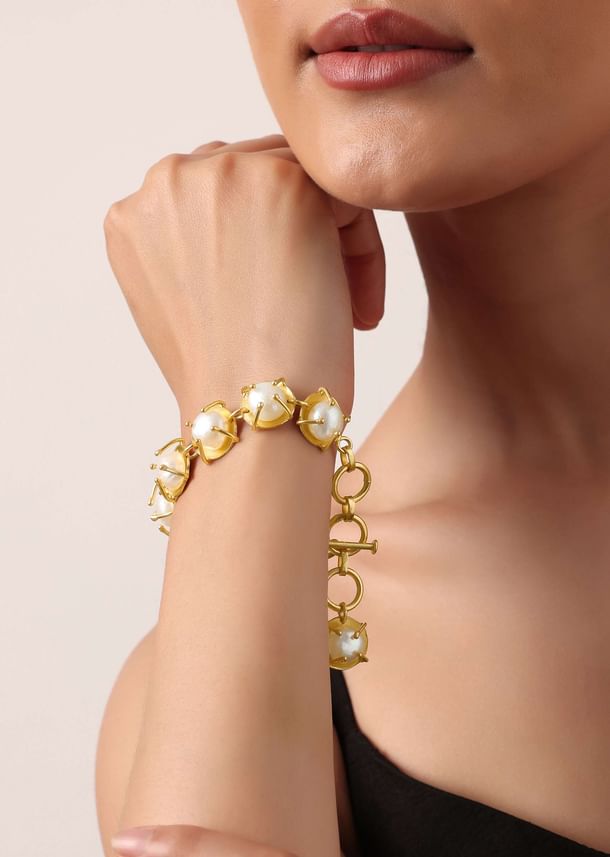 Rose Gold Finish Bracelet With Mother Of Pearls Rose Gold Finish Bracelet With Mother Of Pearls