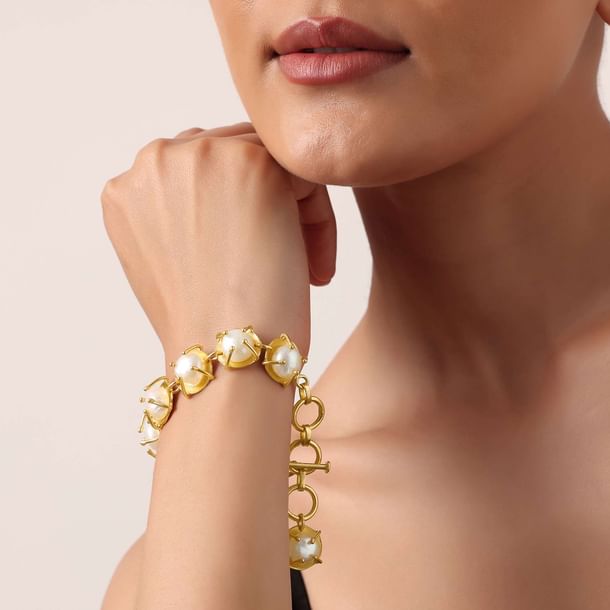 Rose Gold Finish Bracelet With Mother Of Pearls Rose Gold Finish Bracelet With Mother Of Pearls