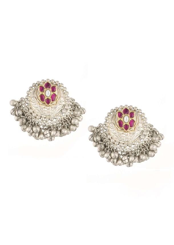 Silver Finish Oxidised Studs In Fusion Style Silver Finish Oxidised Studs In Fusion Style