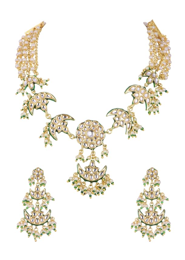 Gold Finish Green Kundan Necklace Set With Beads And Pearls Gold Finish Green Kundan Necklace Set With Beads And Pearls