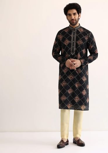 Black And Pink Silk Kurta Set With Mirror Embroidery