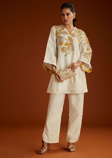Ivory Floral Applique Work Kurta Pant Set With Gotta Lace