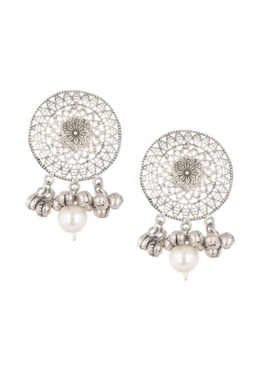 Silver Finish Choker And Earring Set Infused With Kundan Work And Pearls