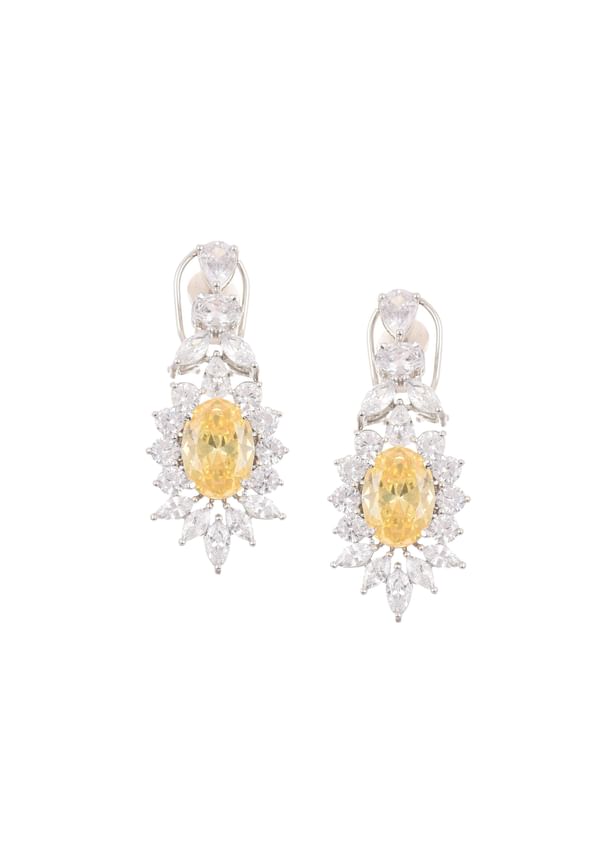 Silver Finish Elizabethian Necklace Set with Champagne Oval Stone and Faux diamonds Silver Finish Elizabethian Necklace Set with Champagne Oval Stone and Faux diamonds