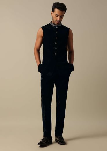 Stylish Black Indowestern Set For Men