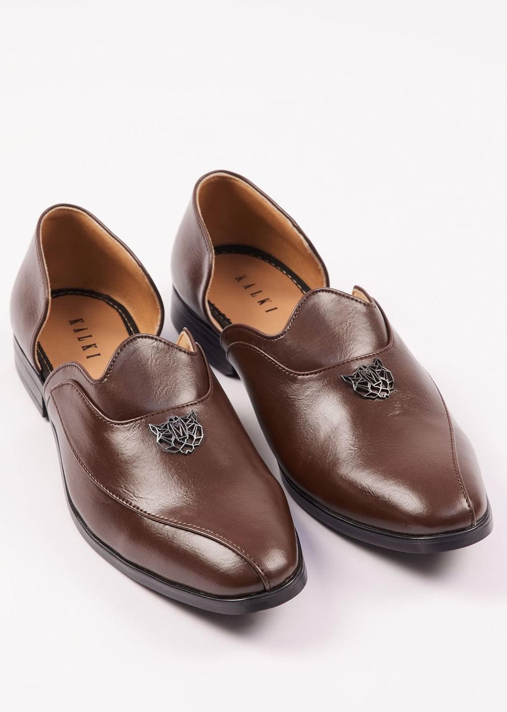Tan Brown Glossy Juttis For Men