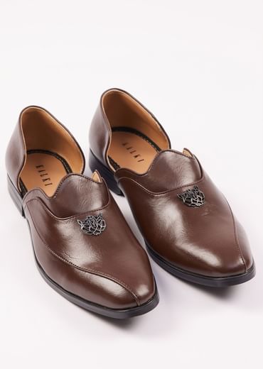 Tan Brown Glossy Juttis For Men