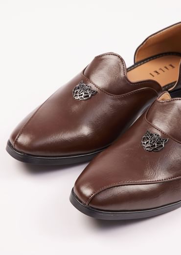 Tan Brown Glossy Juttis For Men