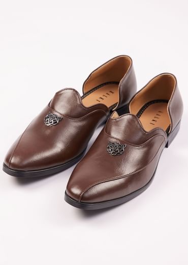 Tan Brown Glossy Juttis For Men