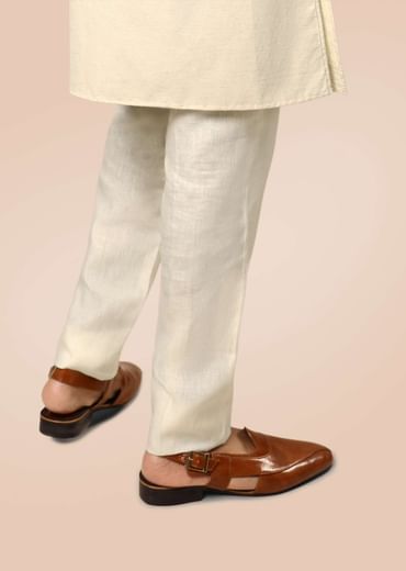 Tan Mule Flats In Leather With Straps On The Back