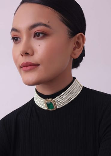 Teal Green Studded Pearl Choker In Mix Metal