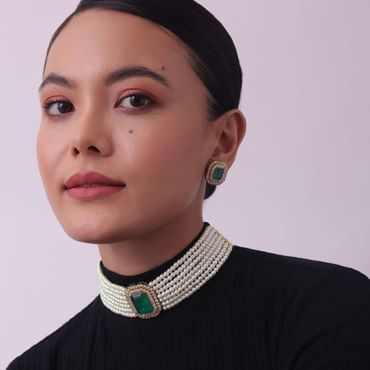 Teal Green Studded Pearl Choker In Mix Metal