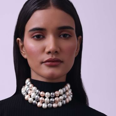 Three layered Mother Of Pearl Choker In Mix Metal