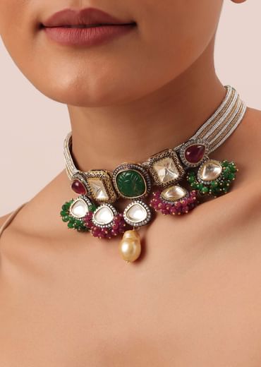 Two Tone Victorian Necklace Set With Mangtikka
