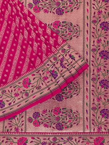 <p>Banarasi Sarees</p>
