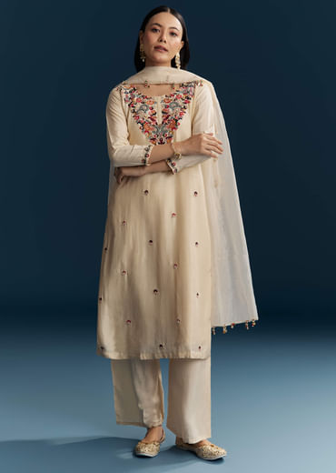 White Silk Kurta Set With Thread Work