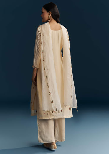 White Silk Kurta Set With Thread Work