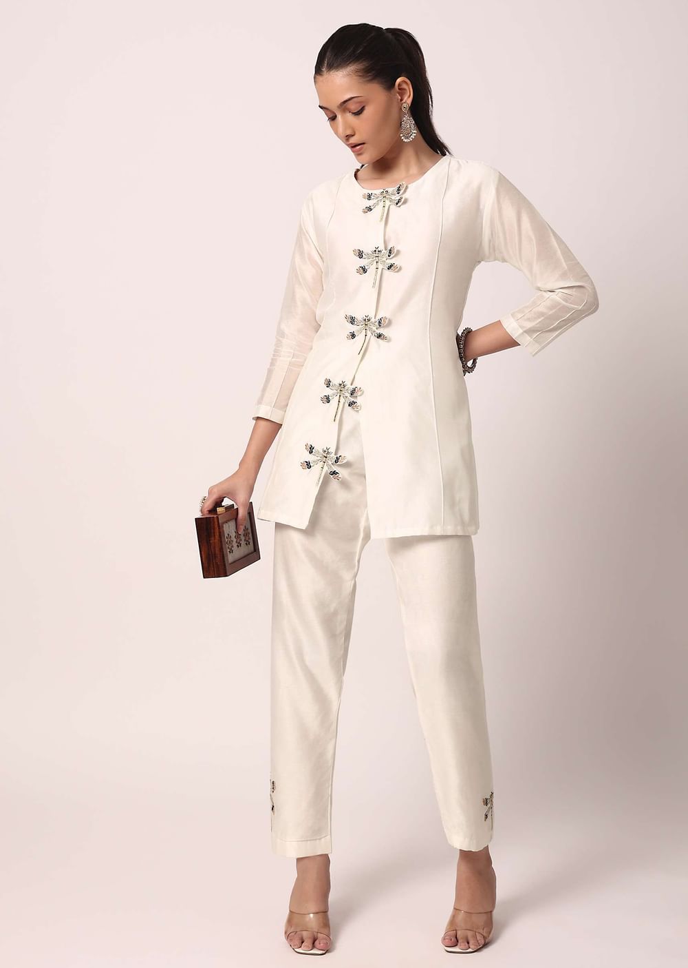 White Cotton Pant Set With Thread Motifs