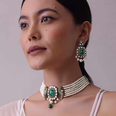 White Gold-Finish Kundan Choker Set With Pearls And Faux Diamonds In Mix Metal