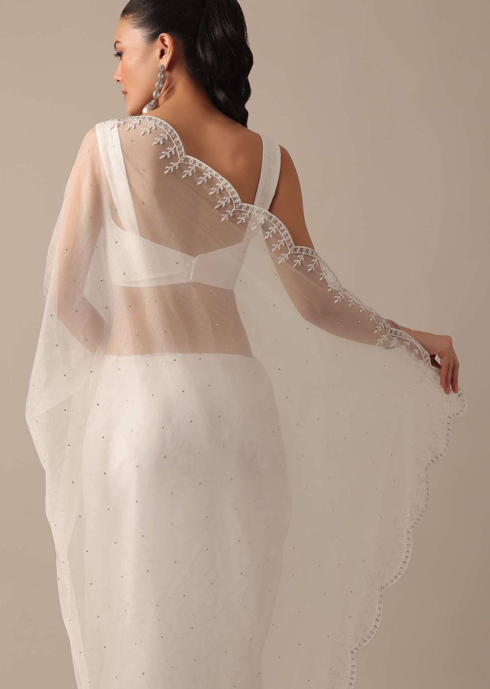 White Organza Saree With Unstitched Blouse Piece